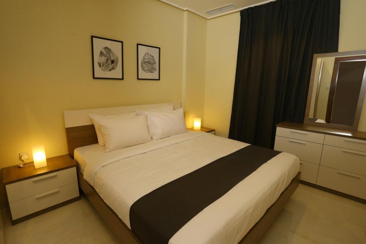 Le Paris Residency Sabah Al Salem Apart otel Dış mekan fotoğraf