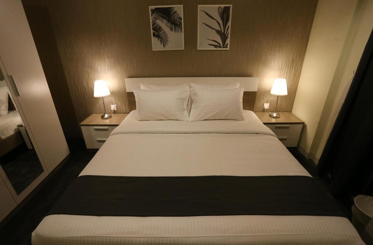 Le Paris Residency Sabah Al Salem Apart otel Dış mekan fotoğraf