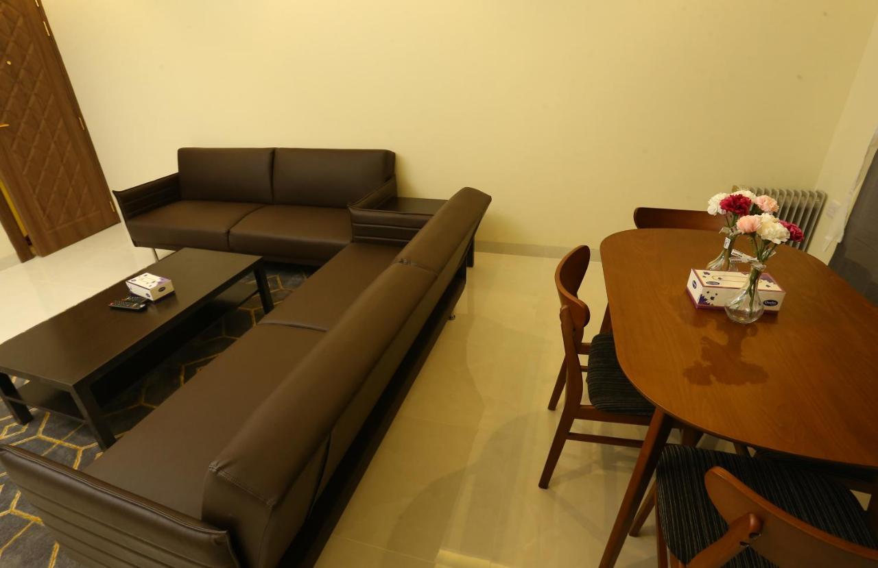 Le Paris Residency Sabah Al Salem Apart otel Dış mekan fotoğraf