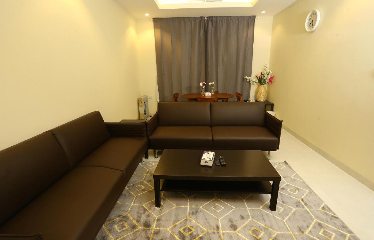 Le Paris Residency Sabah Al Salem Apart otel Dış mekan fotoğraf