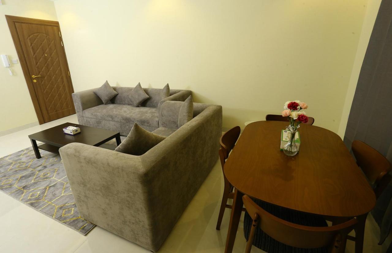 Le Paris Residency Sabah Al Salem Apart otel Dış mekan fotoğraf